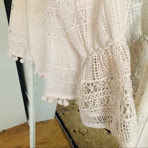 Tularosa Alexa Lace Top - Picture 2 of 3